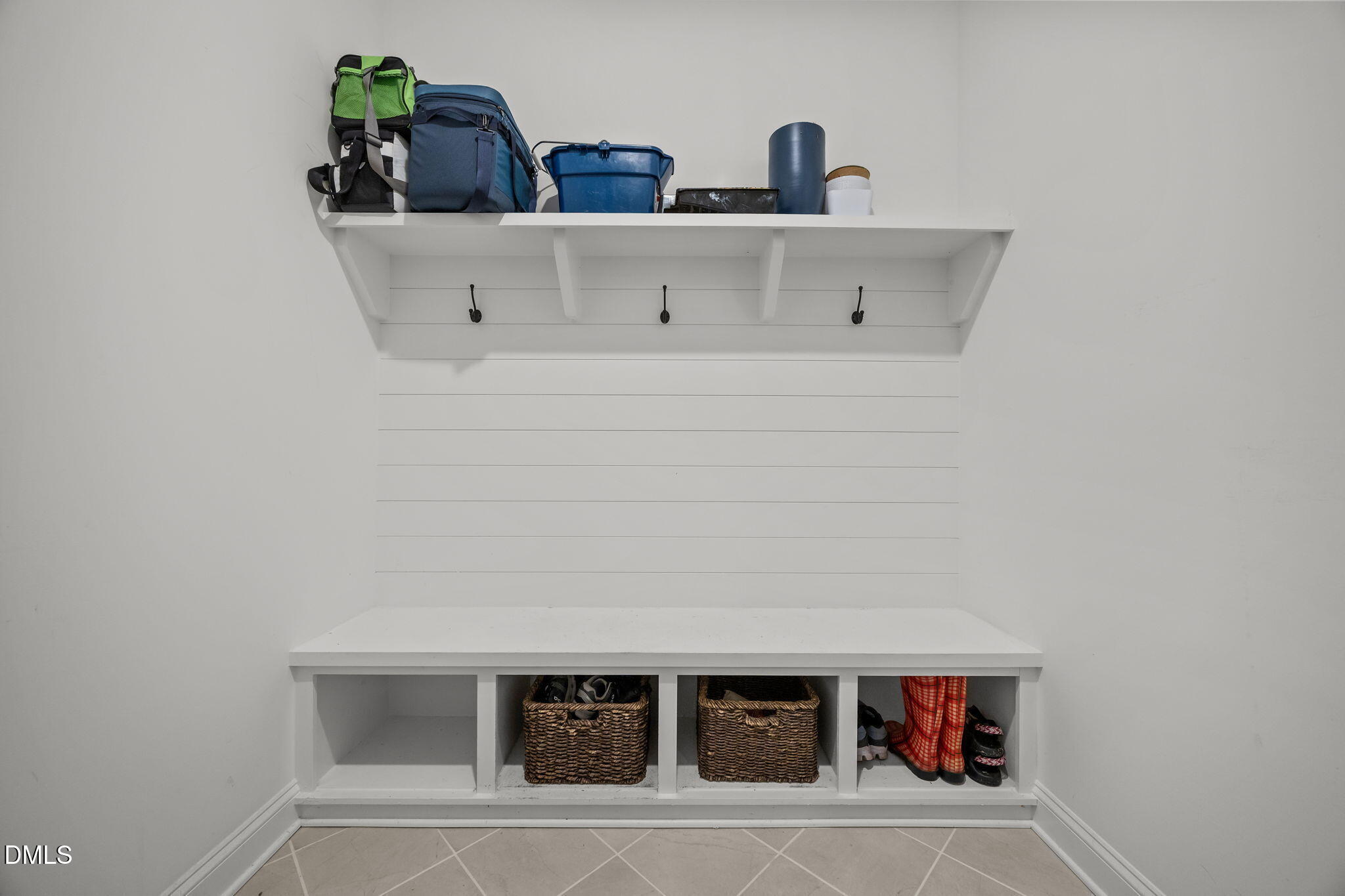 7520 Pinecrest Road Raleigh, NC 27613 - Photo 7 of 42 34-web-or-mls-IMG_4769