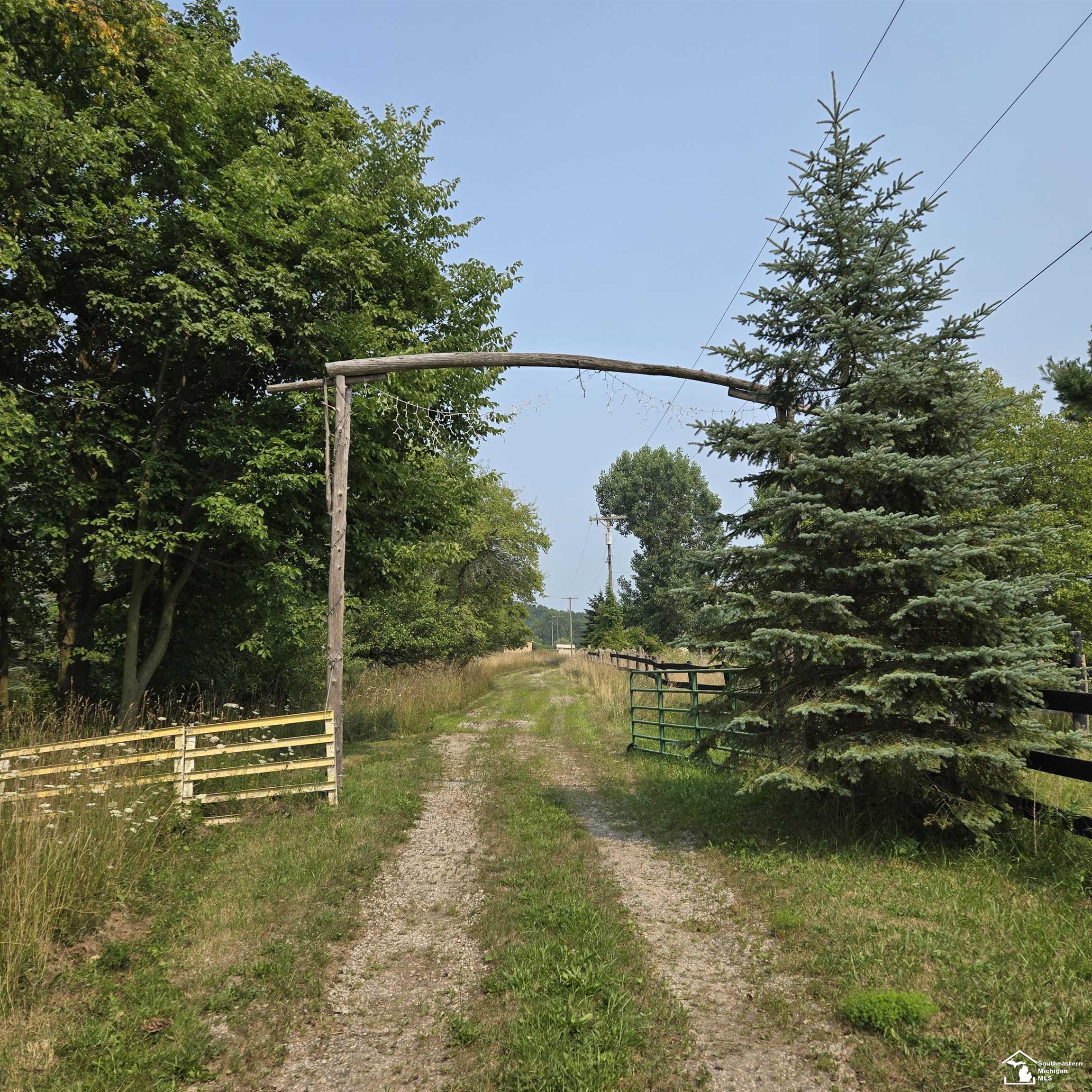 8761 Wildcat Road Jeddo, MI 48032 - Photo 25 of 29 50184279-eef19b6f-6326-4061-8c02-e5c55ba38a1f.JPG
