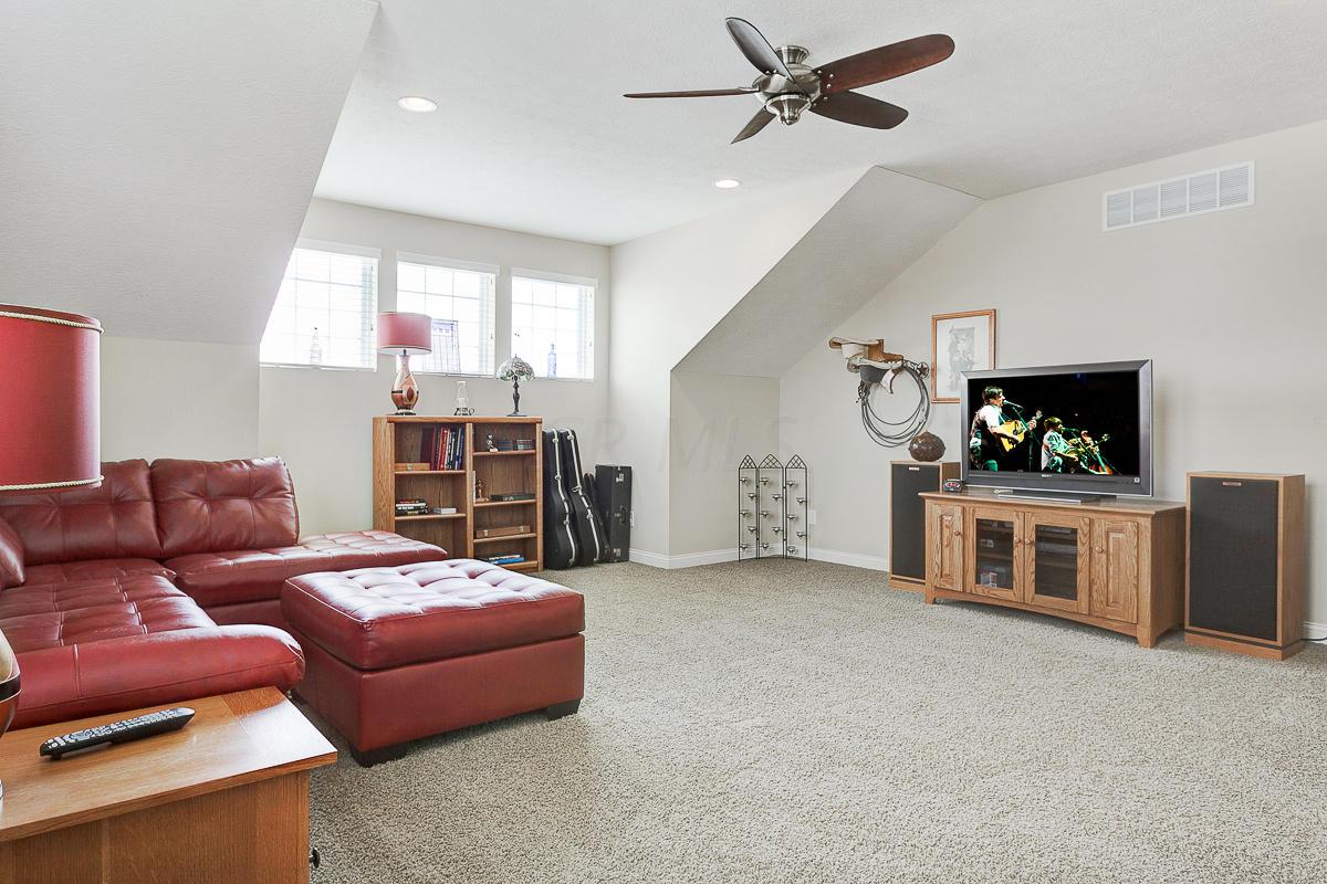 4472 Pleasant View Loop Powell, OH 43065 - Photo 24 of 31 Gallery Image 24