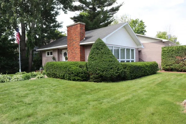 $399,900 | 21 Mott Street, Alburgh, VT 05440