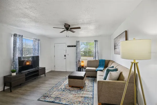 $1,650 | 811 West Magnolia Street, Kissimmee, FL 34741