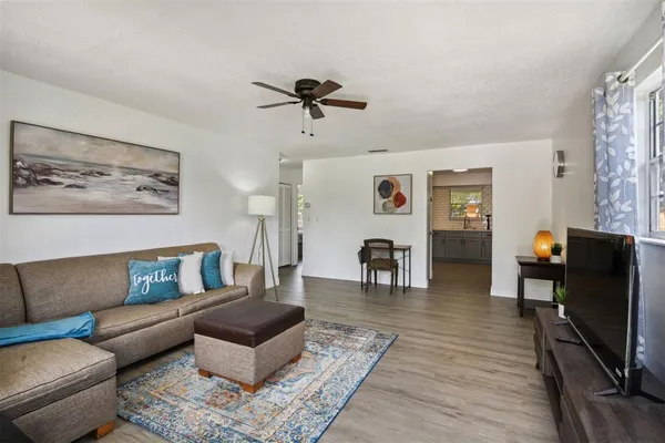 $1,650 | 811 West Magnolia Street, Kissimmee, FL 34741