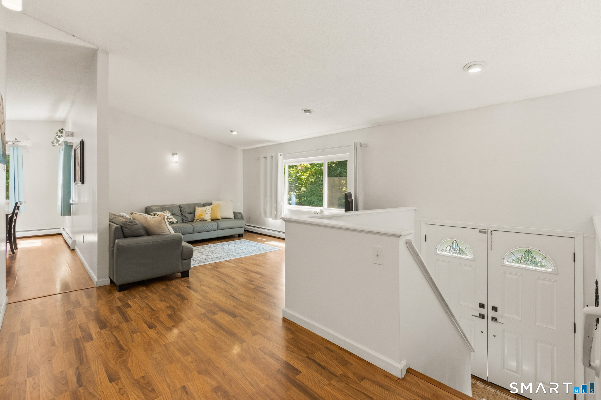 72 Old Meadow Plain Road Simsbury, CT 06089 - Photo 2 of 40