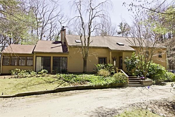118 Newtown Road Acton, MA 01720 - Photo 1 of 30 Gallery Image 1
