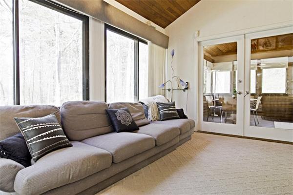 118 Newtown Road Acton, MA 01720 - Photo 16 of 30 Gallery Image 16