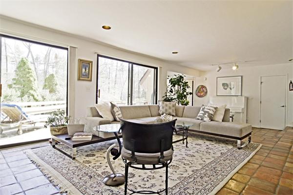 118 Newtown Road Acton, MA 01720 - Photo 7 of 30 Gallery Image 7