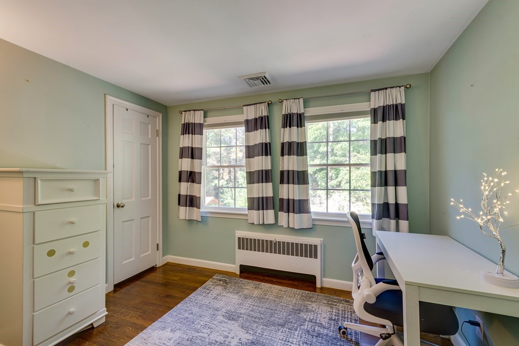 25 Gaskins Road Milton, MA 02186 - Photo 14 of 20 Gallery Image 14