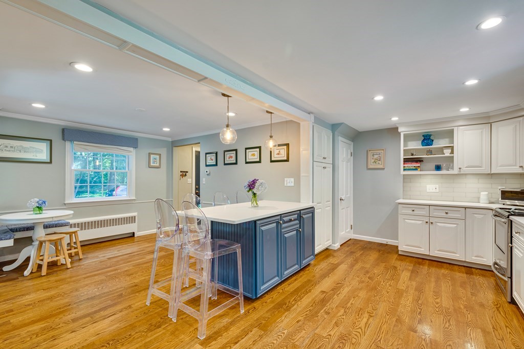 25 Gaskins Road Milton, MA 02186 - Photo 6 of 20 Gallery Image 6