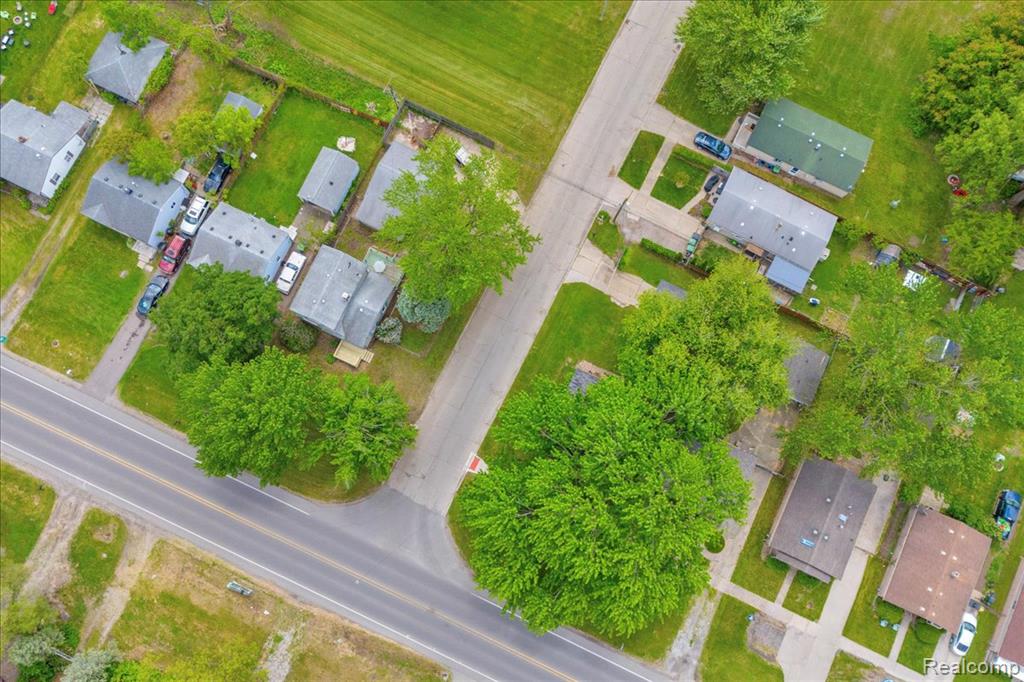 24151 Wick Road Taylor, MI 48180 - Photo 34 of 39