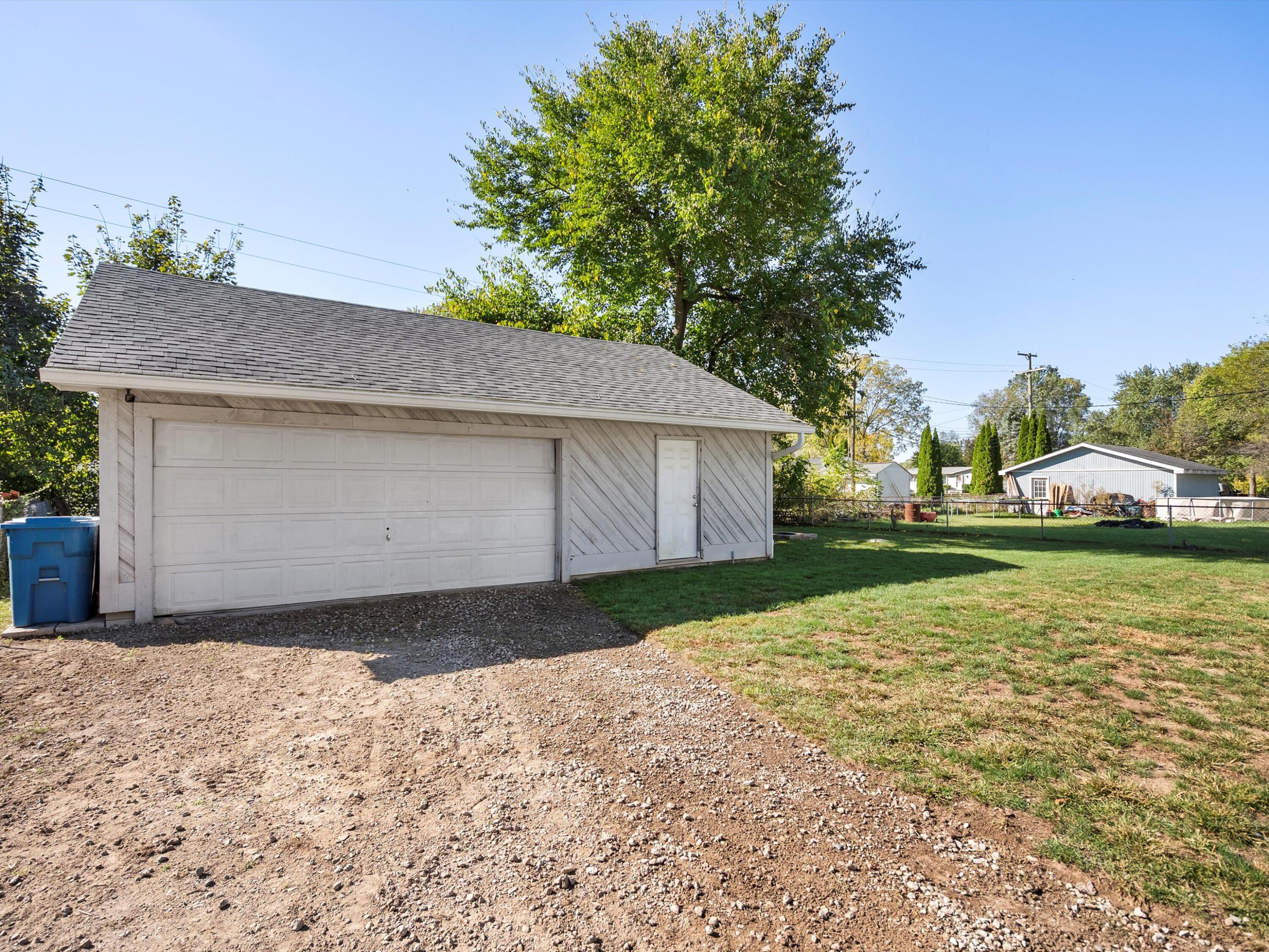 48885 Bemis Road Belleville, MI 48111 - Photo 23 of 30 31-DSC09674