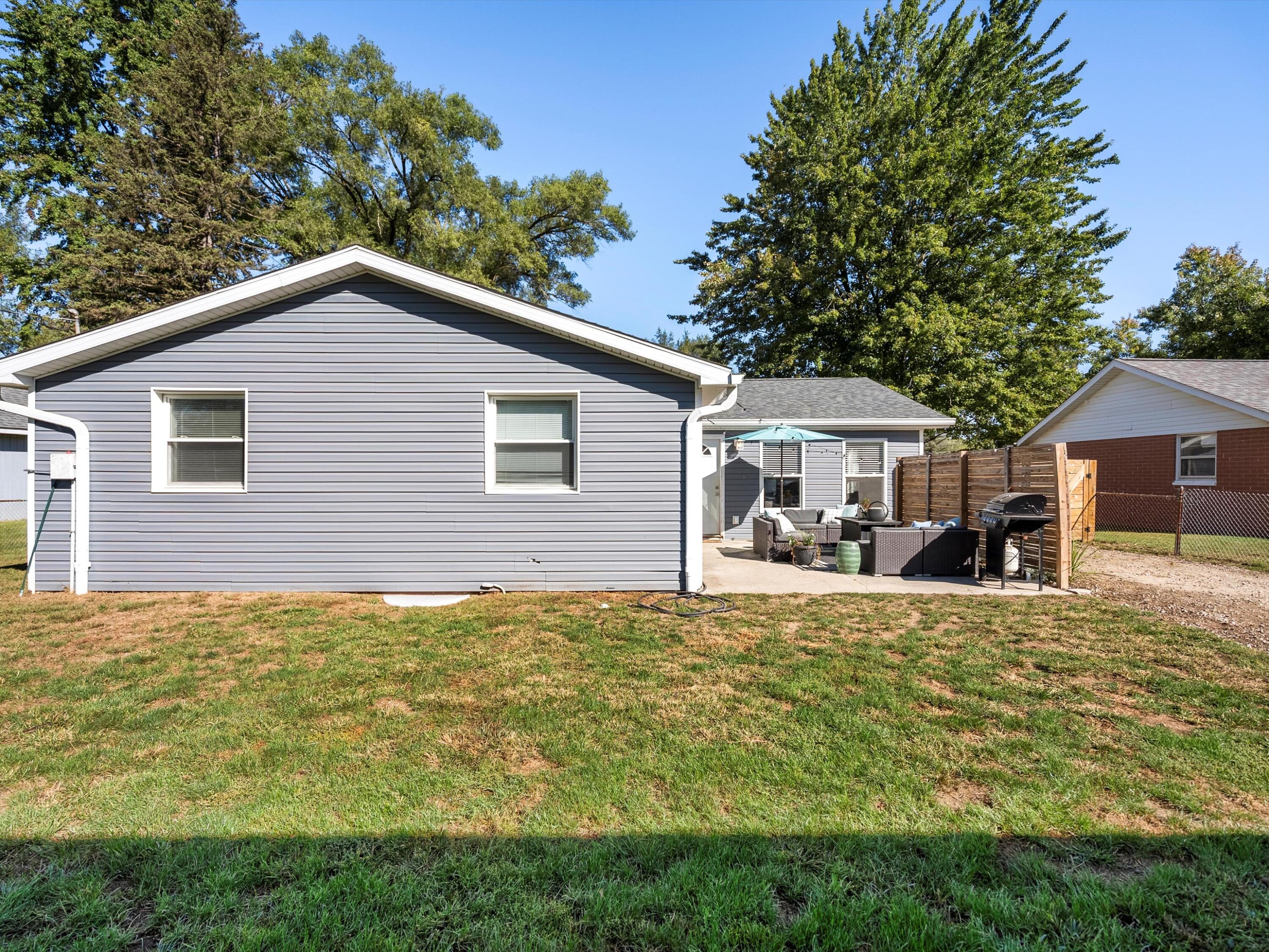 48885 Bemis Road Belleville, MI 48111 - Photo 27 of 30 35-DSC09694