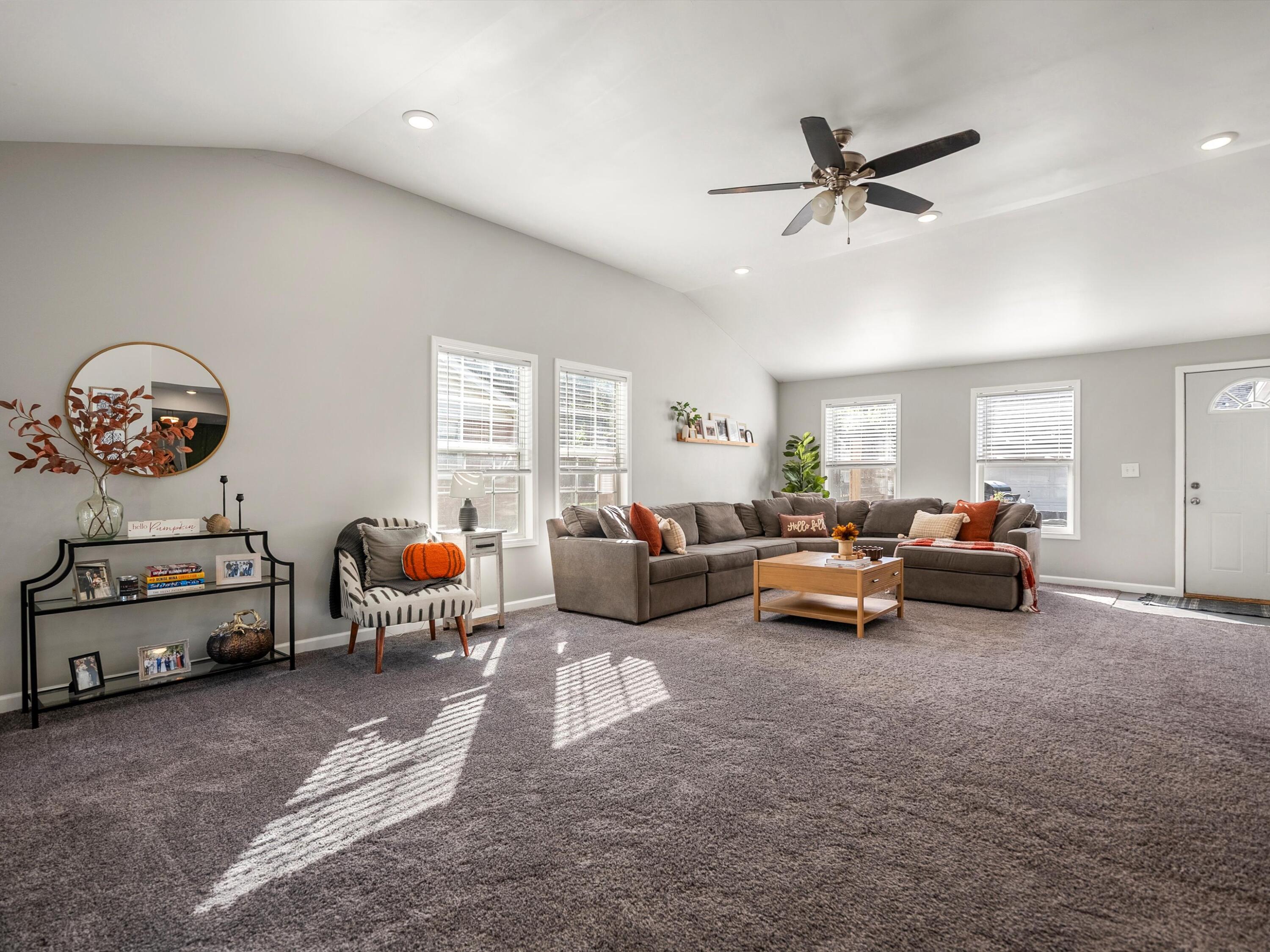 48885 Bemis Road Belleville, MI 48111 - Photo 9 of 30 10-DSC09631