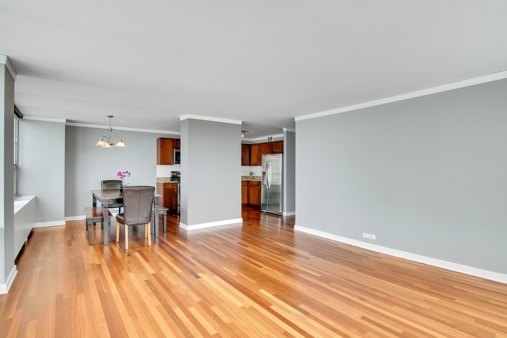 655 West Irving Park Road, Unit 5210 Chicago, IL 60613 - Photo 6 of 27