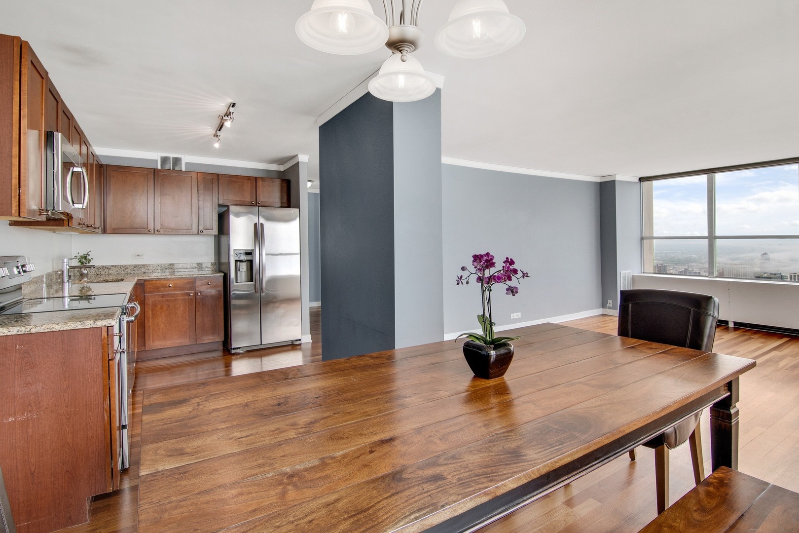 655 West Irving Park Road, Unit 5210 Chicago, IL 60613 - Photo 8 of 27