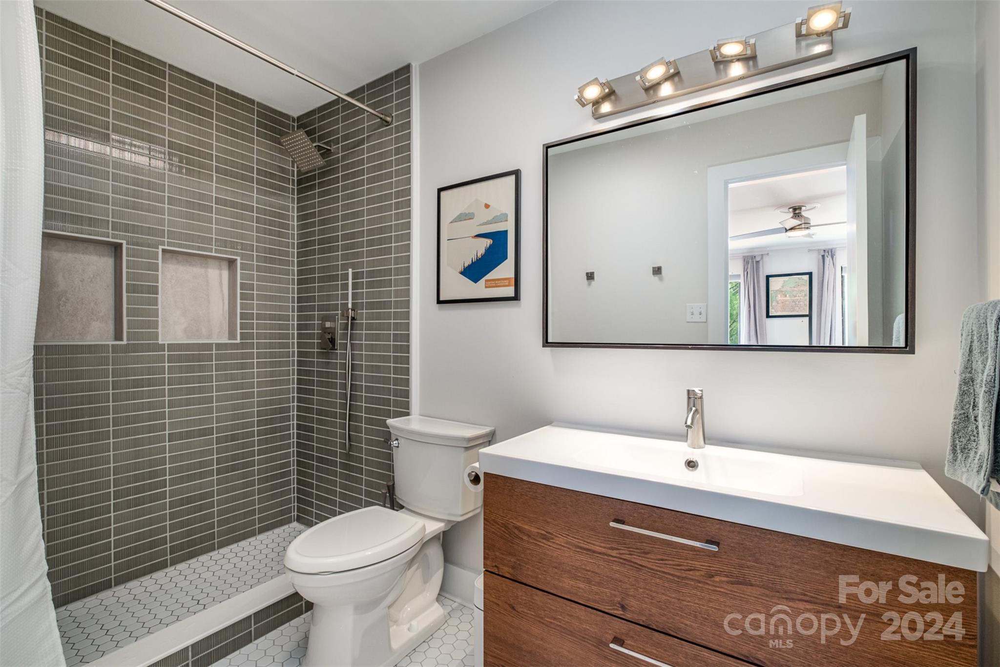 5809 Sharon Road, Unit D Charlotte, NC 28210 - Photo 17 of 24 Gallery Image 17