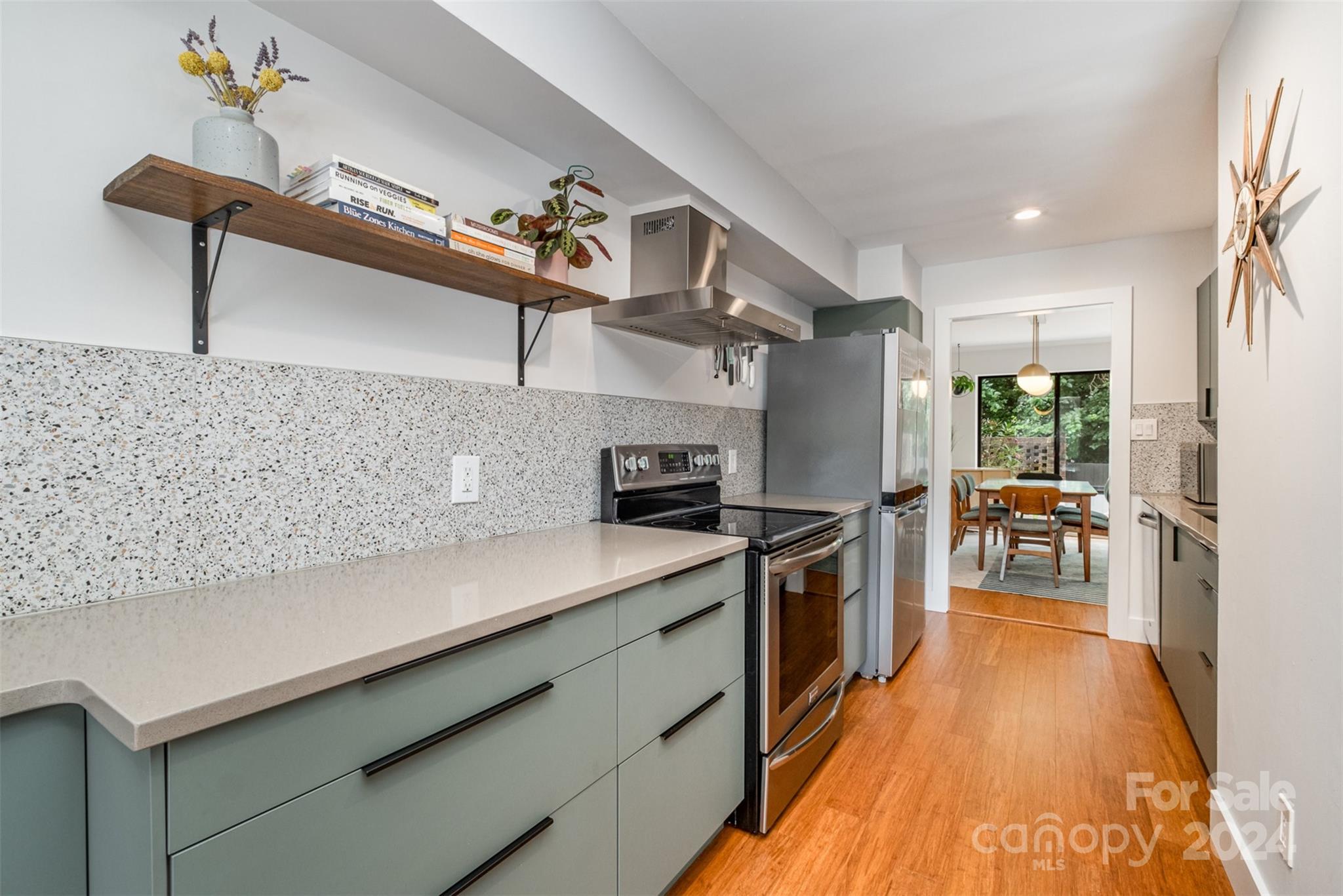 5809 Sharon Road, Unit D Charlotte, NC 28210 - Photo 8 of 24 Gallery Image 8