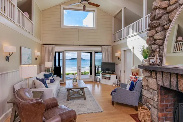 $4,595,000 | 53 Raymond Street, Manchester, MA 01944
