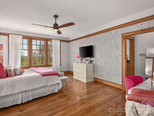 $2,250,000 | 457 Coopers Hawk Drive, Asheville, NC 28803