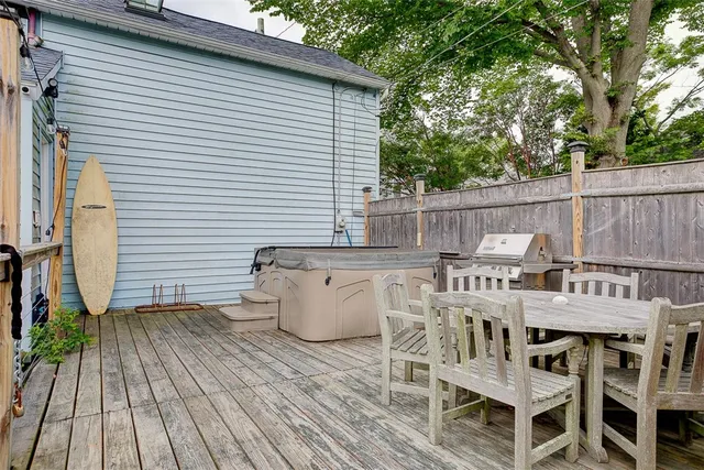 $3,250 | 27 Burnside Avenue, Newport, RI 02840