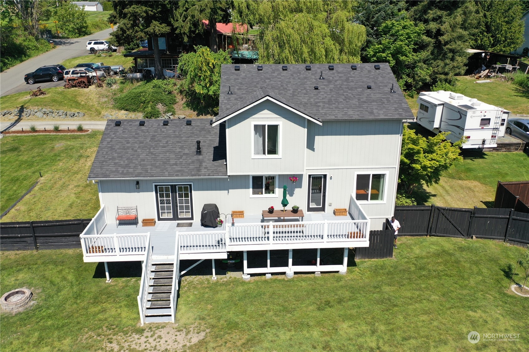 18223 Montborne Road Mount Vernon, WA 98274 - Photo 3 of 28 Gallery Image 3