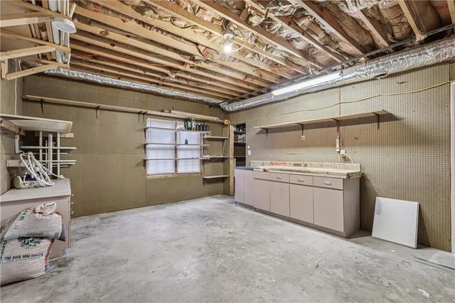 $900,000 | 1306 Annapolis Way, Grayson, GA 30017