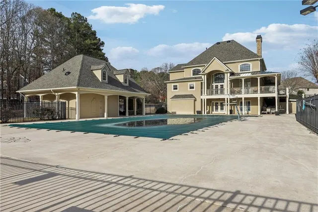 $900,000 | 1306 Annapolis Way, Grayson, GA 30017