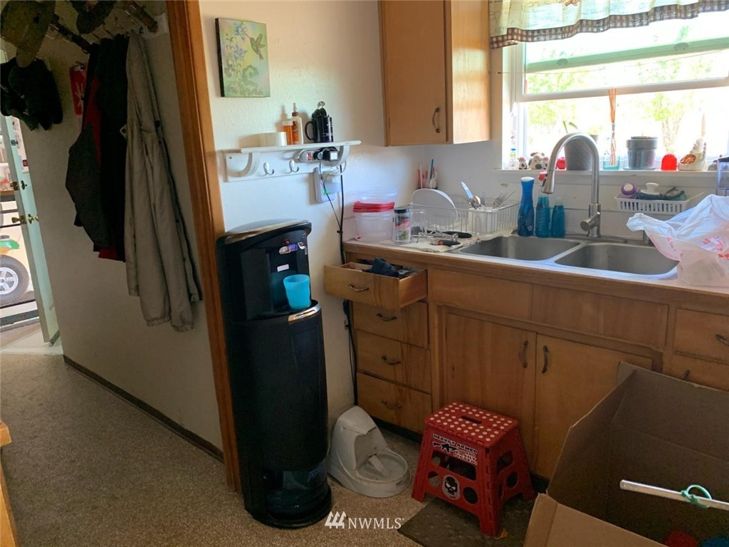7405 Phillips Road Southwest Lakewood, WA 98498 - Photo 11 of 21 Gallery Image 11