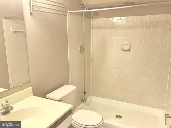 $2,400 | 6090 Netherton Street, Centreville, VA 20120