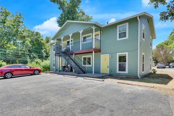 $1,300 | 3462 Willowrun Drive, Unit B, Austin, TX 78704