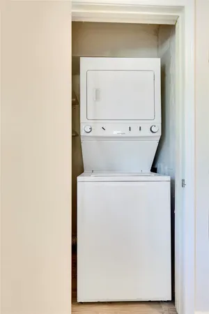 $1,300 | 3462 Willowrun Drive, Unit B, Austin, TX 78704