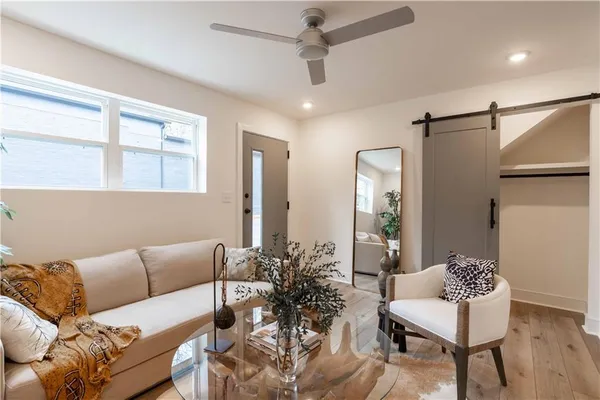 $1,595 | 1200 14th Place Northeast, Unit 104, Atlanta, GA 30361