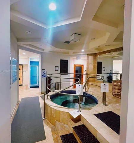 $1,890,000 | 9595 Collins Avenue, Unit N9C, Surfside, FL 33154