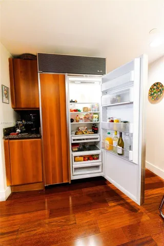 $1,890,000 | 9595 Collins Avenue, Unit N9C, Surfside, FL 33154