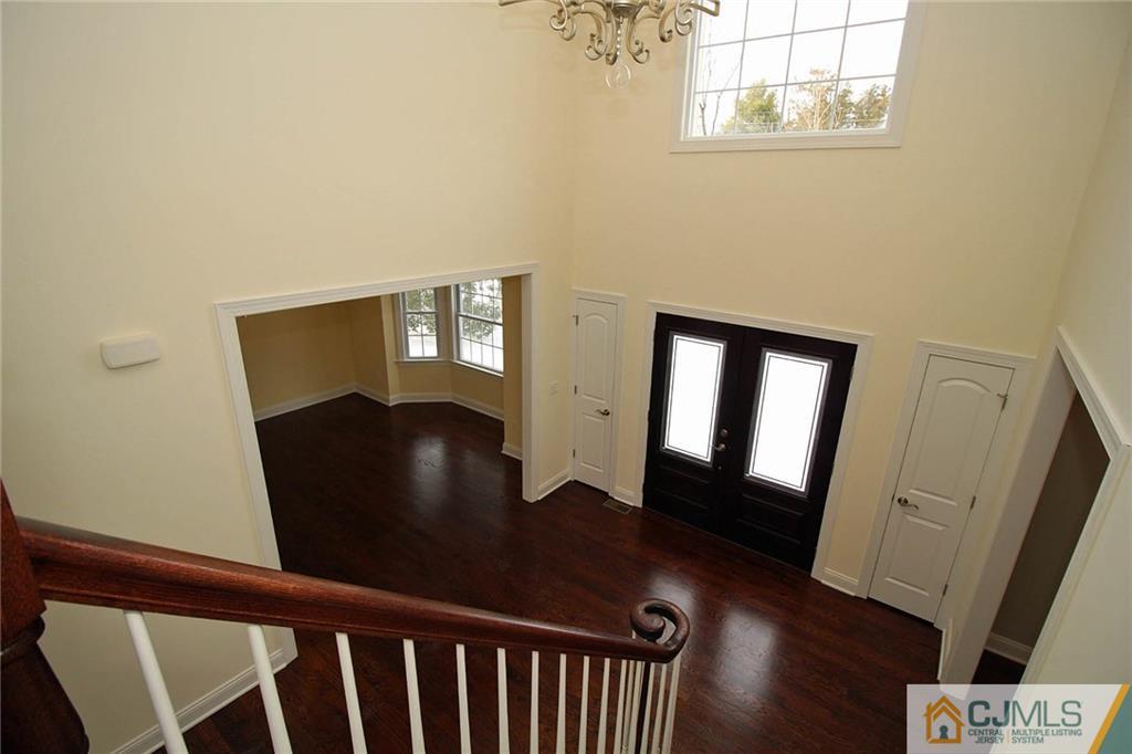 310 Plainfield Road Edison, NJ 08820 - Photo 2 of 21 Gallery Image 2