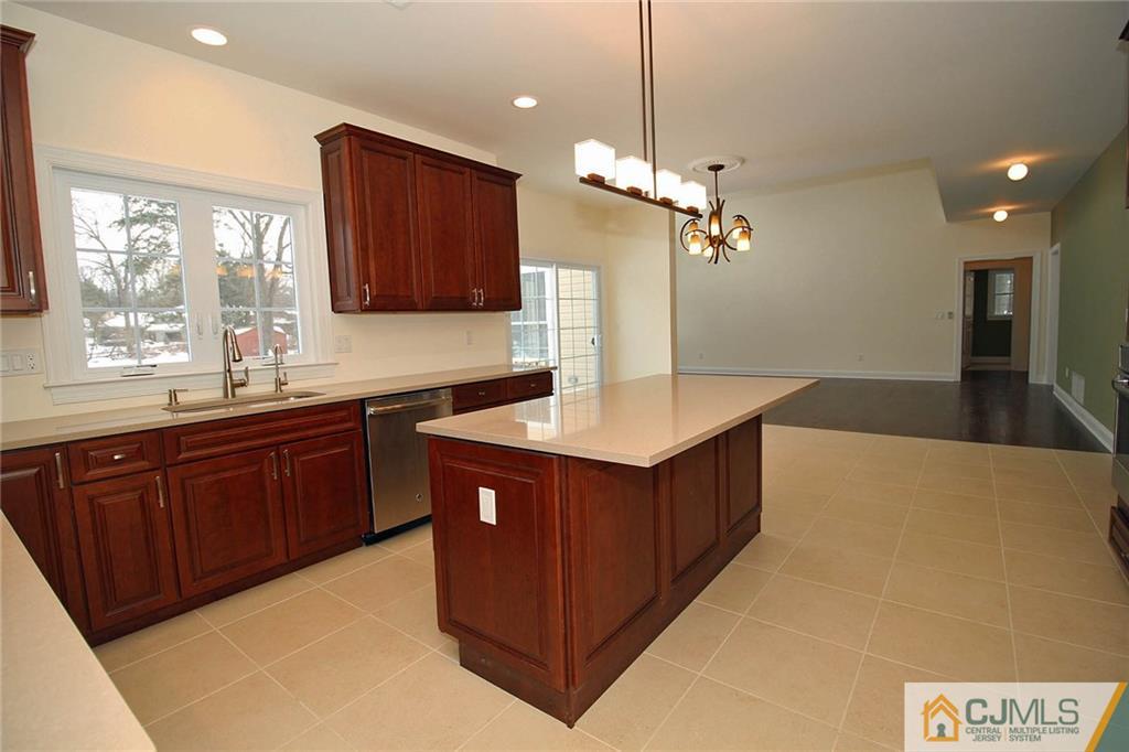 310 Plainfield Road Edison, NJ 08820 - Photo 13 of 21 Gallery Image 13