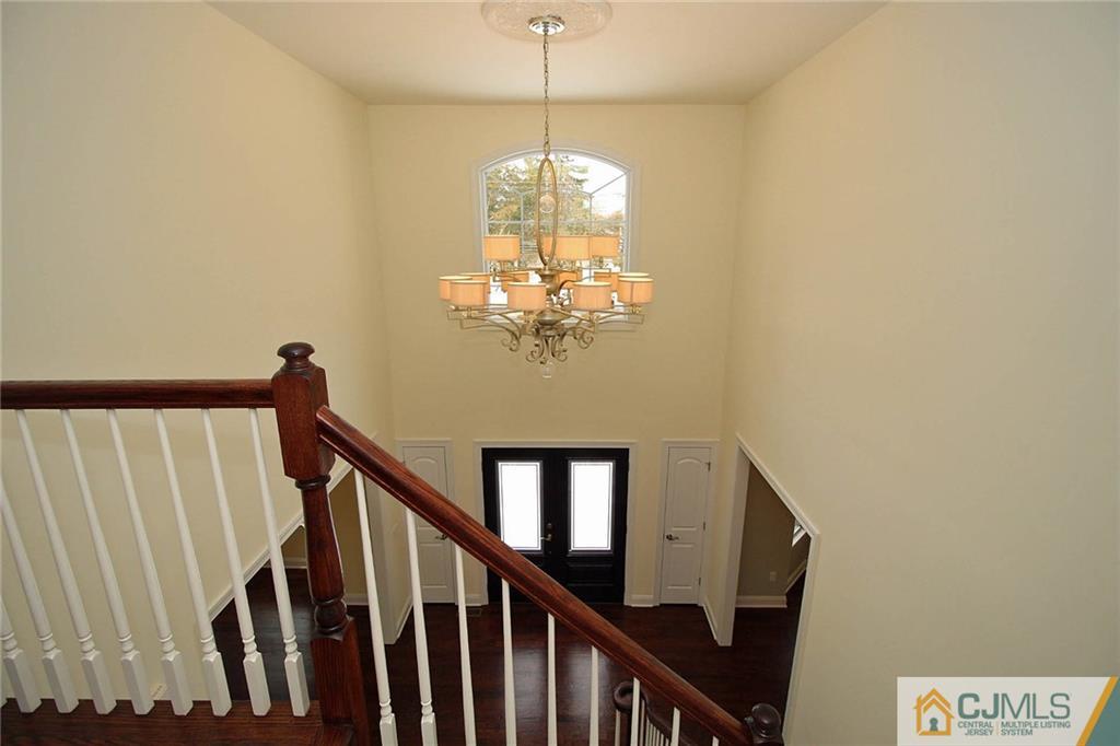 310 Plainfield Road Edison, NJ 08820 - Photo 3 of 21 Gallery Image 3