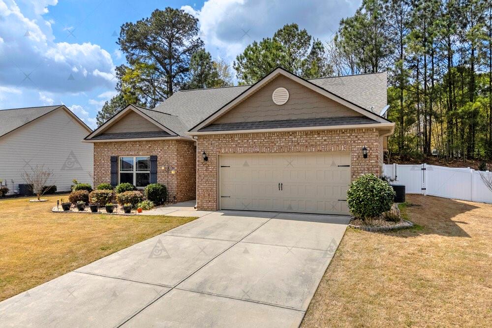 825 Hidden Hollow Circle Commerce, GA 30529 - Photo 5 of 39
