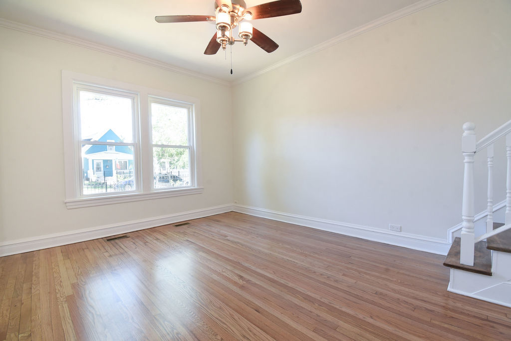 1725 North Ridgeway Avenue Chicago, IL 60647 - Photo 9 of 47 Gallery Image 9