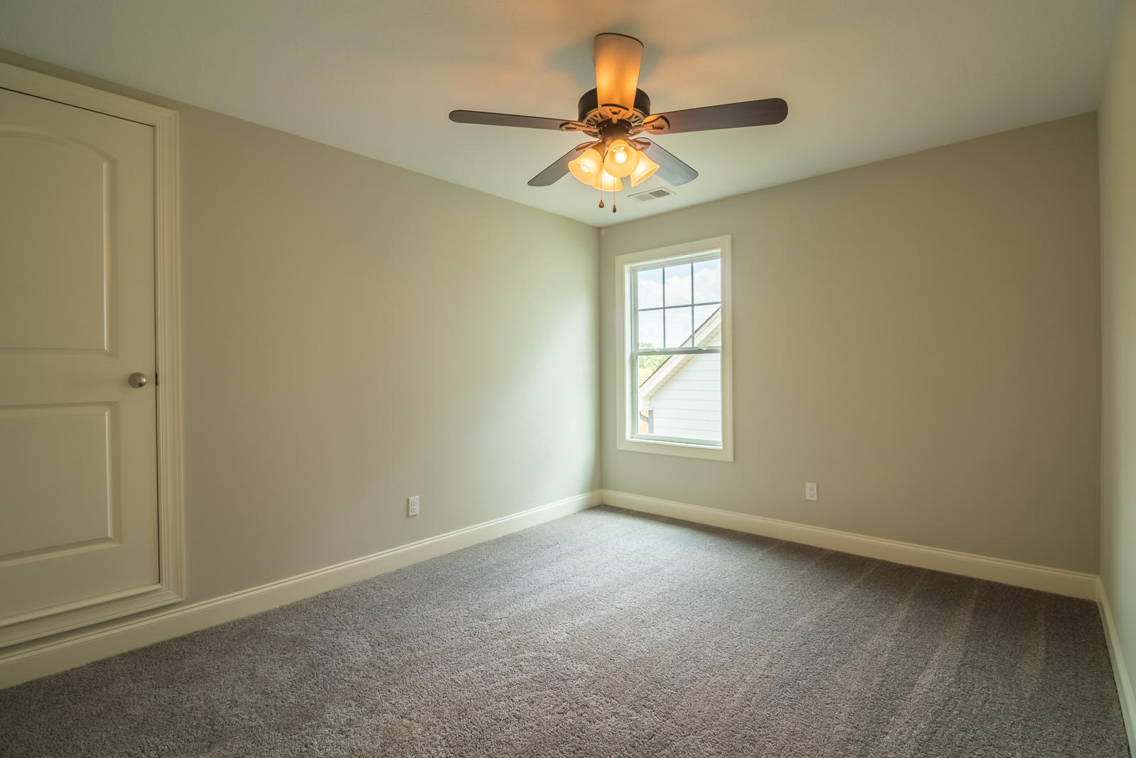 4264 Inlet Loop, Unit LOT #29 Chattanooga, TN 37416 - Photo 27 of 36 4264-Inlet-Loop-Low-Res-39