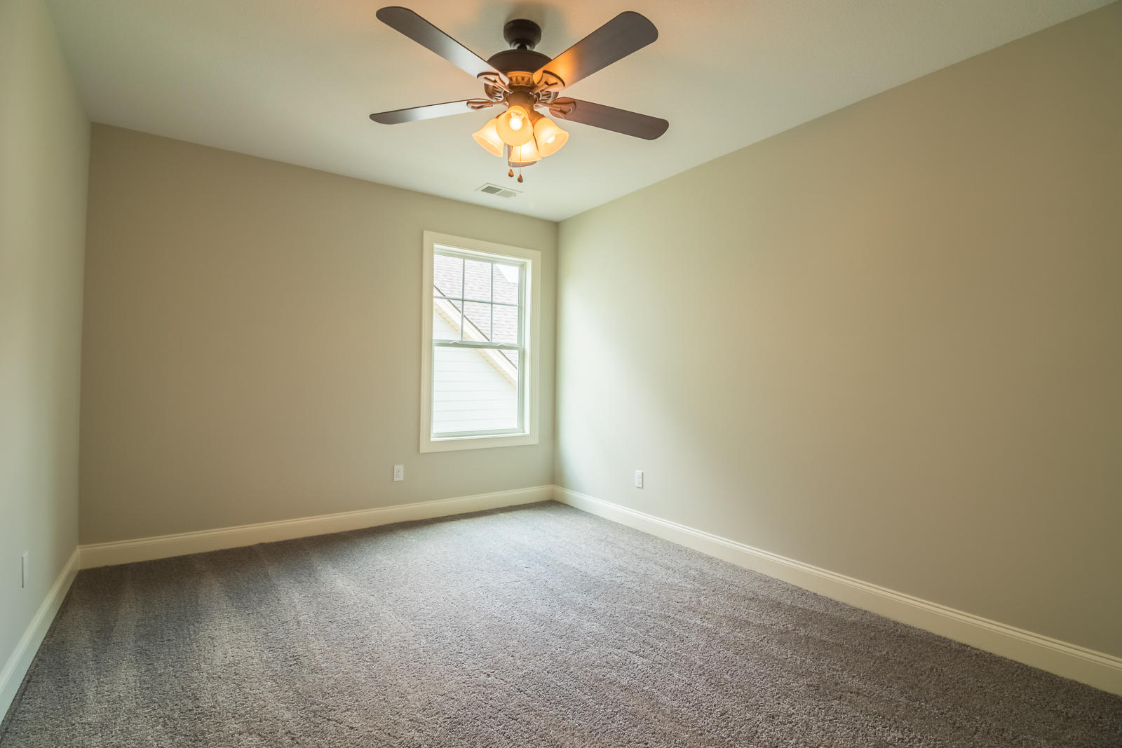 4264 Inlet Loop, Unit LOT #29 Chattanooga, TN 37416 - Photo 31 of 36 4264-Inlet-Loop-Low-Res-42