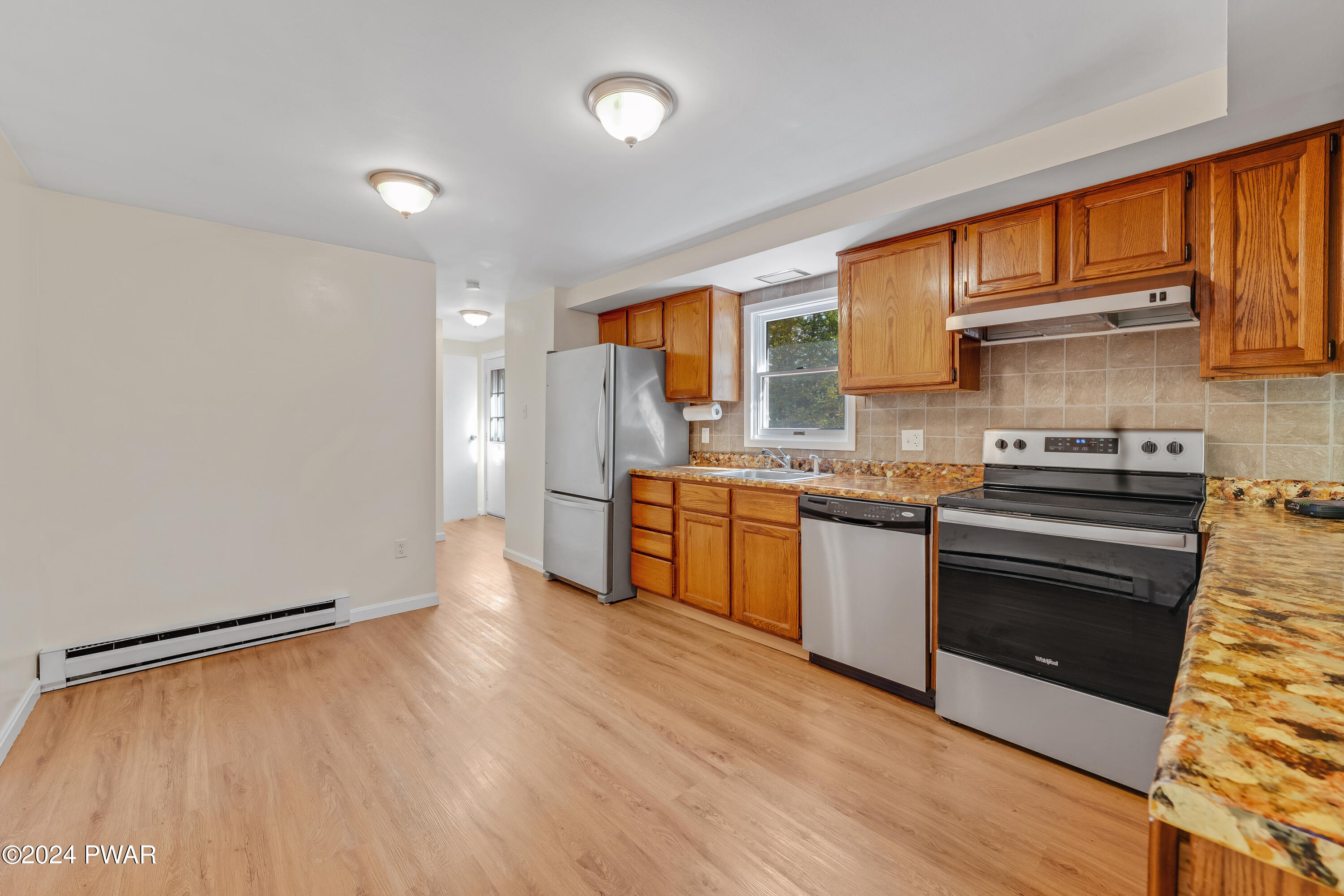 189 Rt 590 Greeley, PA 18425 - Photo 23 of 42