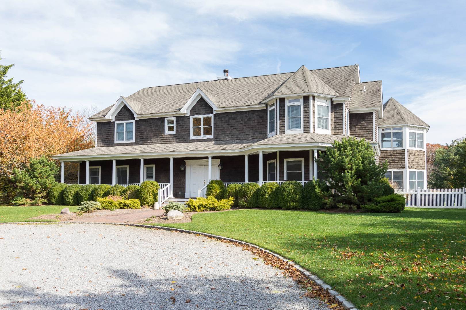 24 Old Main Road Quogue, NY 11959 - Photo 1 of 16