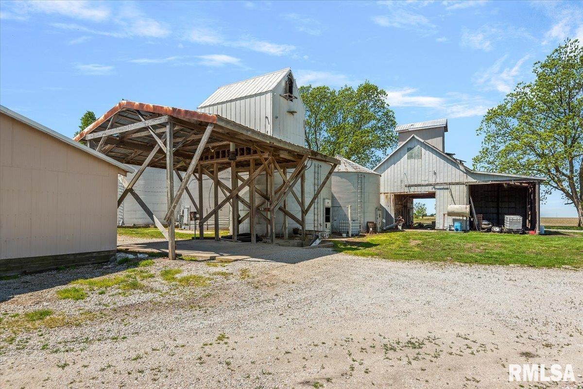 20205 North 20th Avenue Nokomis, IL 62075 - Photo 69 of 88