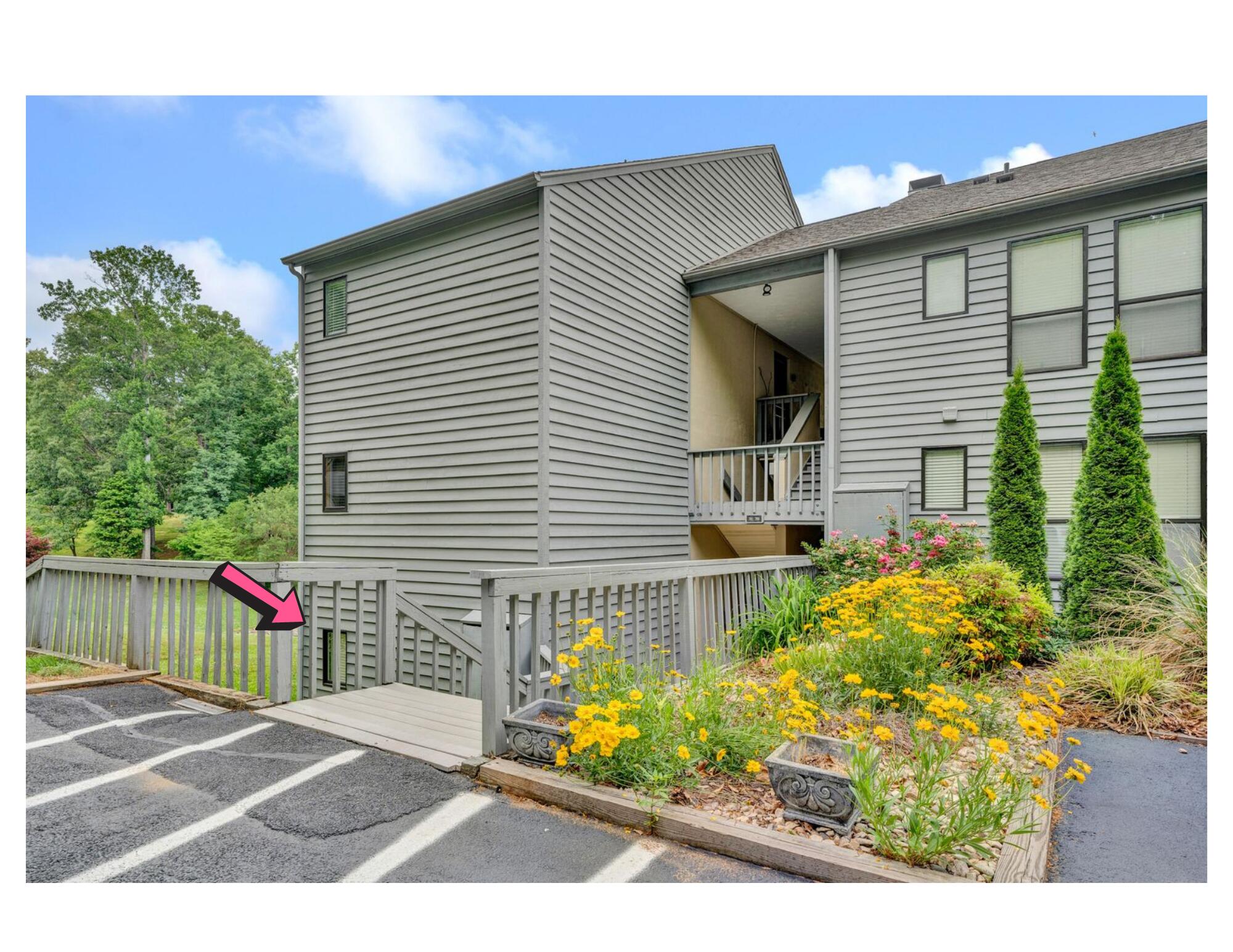 100 Dockside Circle, Unit 201 Moneta, VA 24121 - Photo 2 of 52 7