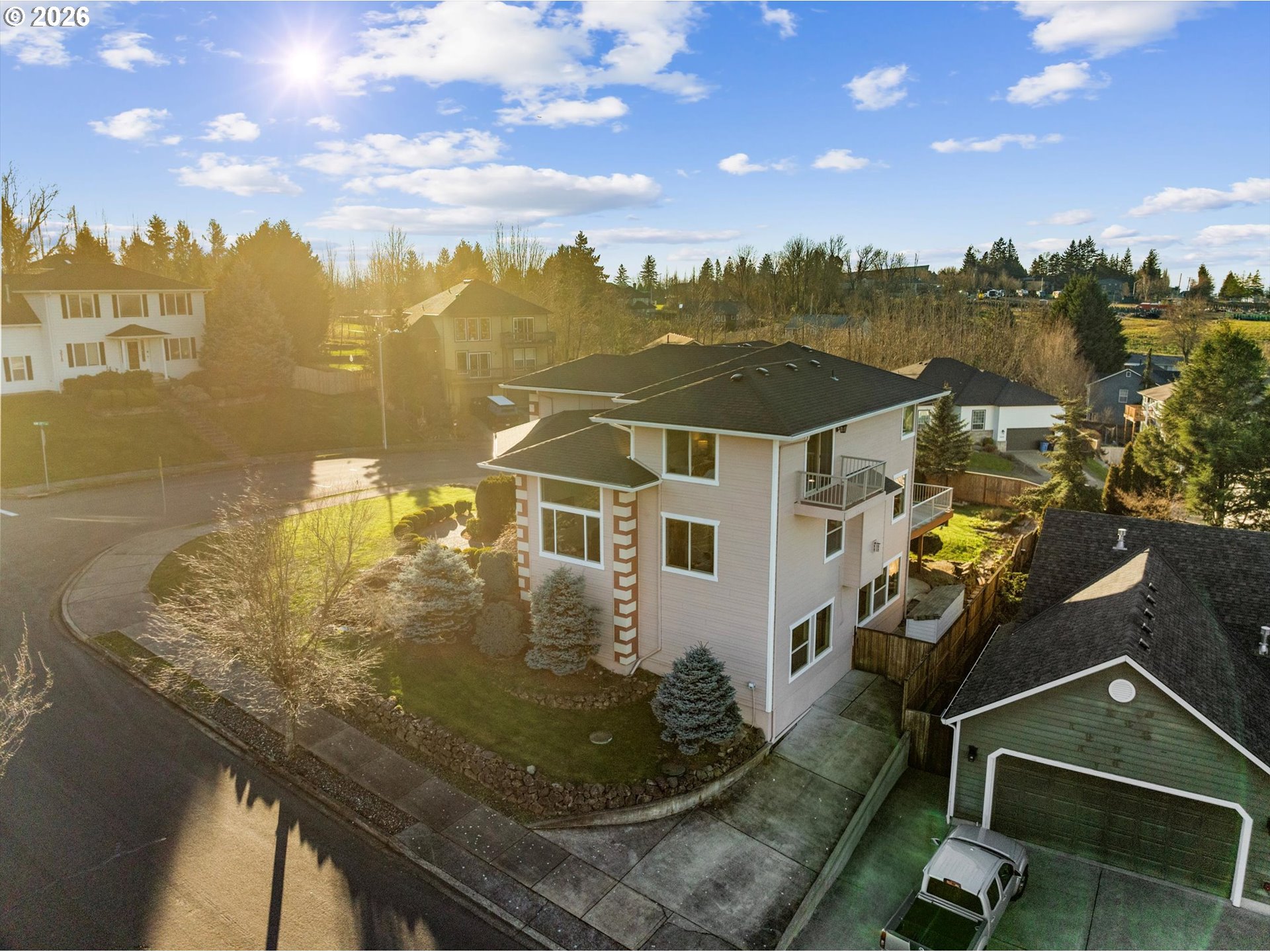 1727 Northwest Ogden Street Camas, WA 98607 - Photo 31 of 48 a view of a balcony with sitting area