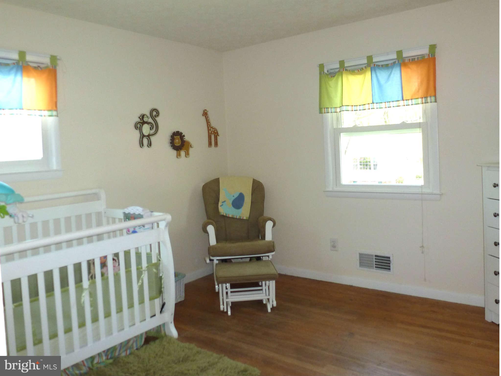 621 Cleveland Road Linthicum Heights, MD 21090 - Photo 13 of 30 Bedroom 3