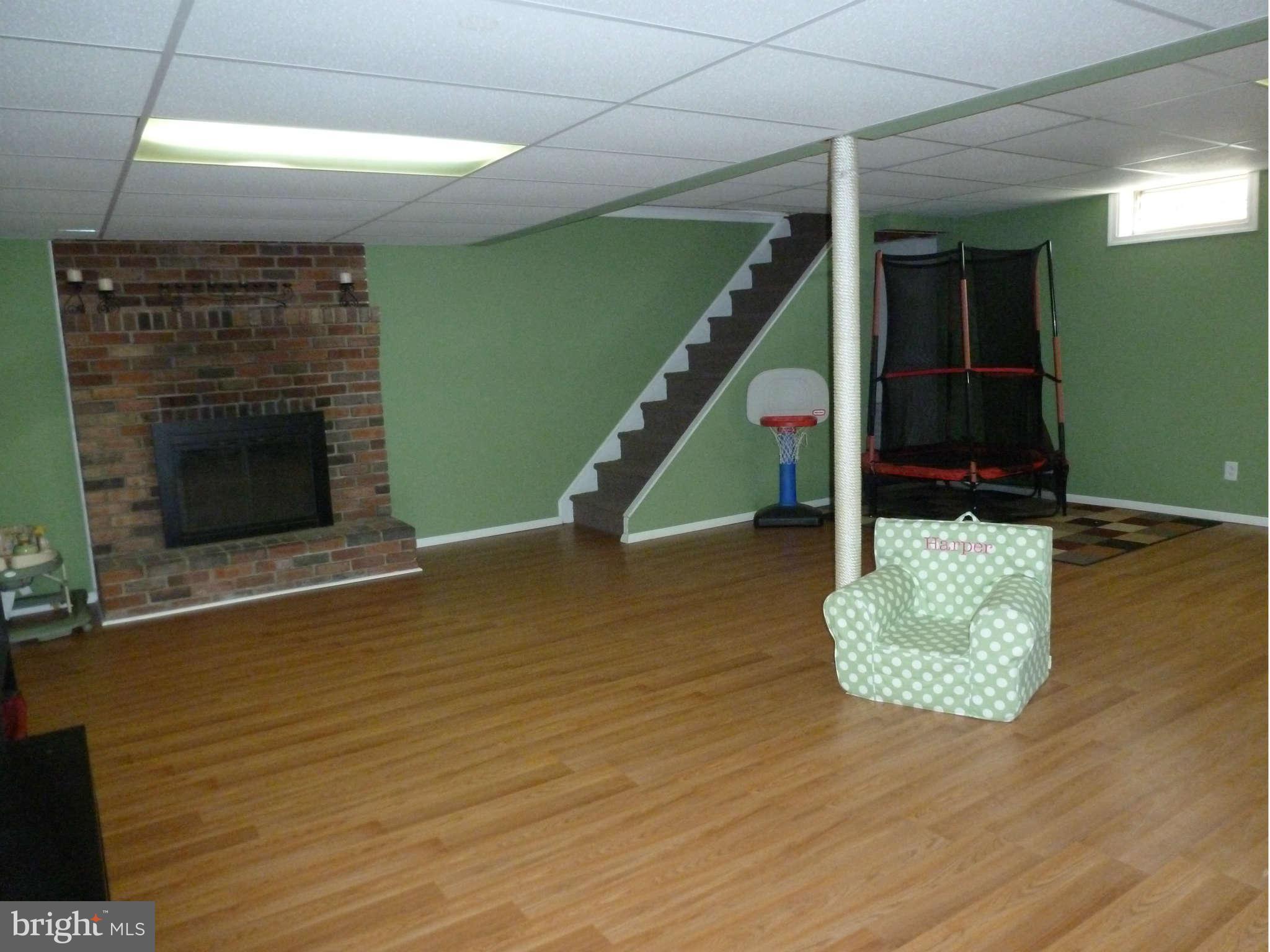 621 Cleveland Road Linthicum Heights, MD 21090 - Photo 15 of 30 Recreation room
