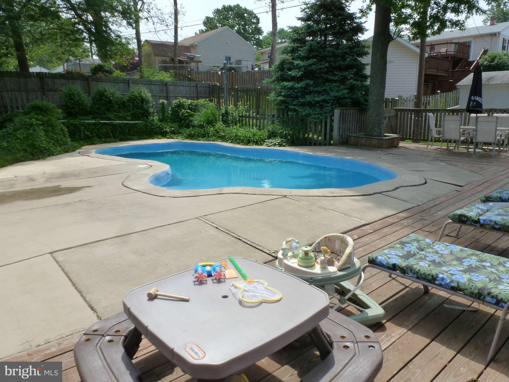 621 Cleveland Road Linthicum Heights, MD 21090 - Photo 4 of 30 Entertainment for all around the pool