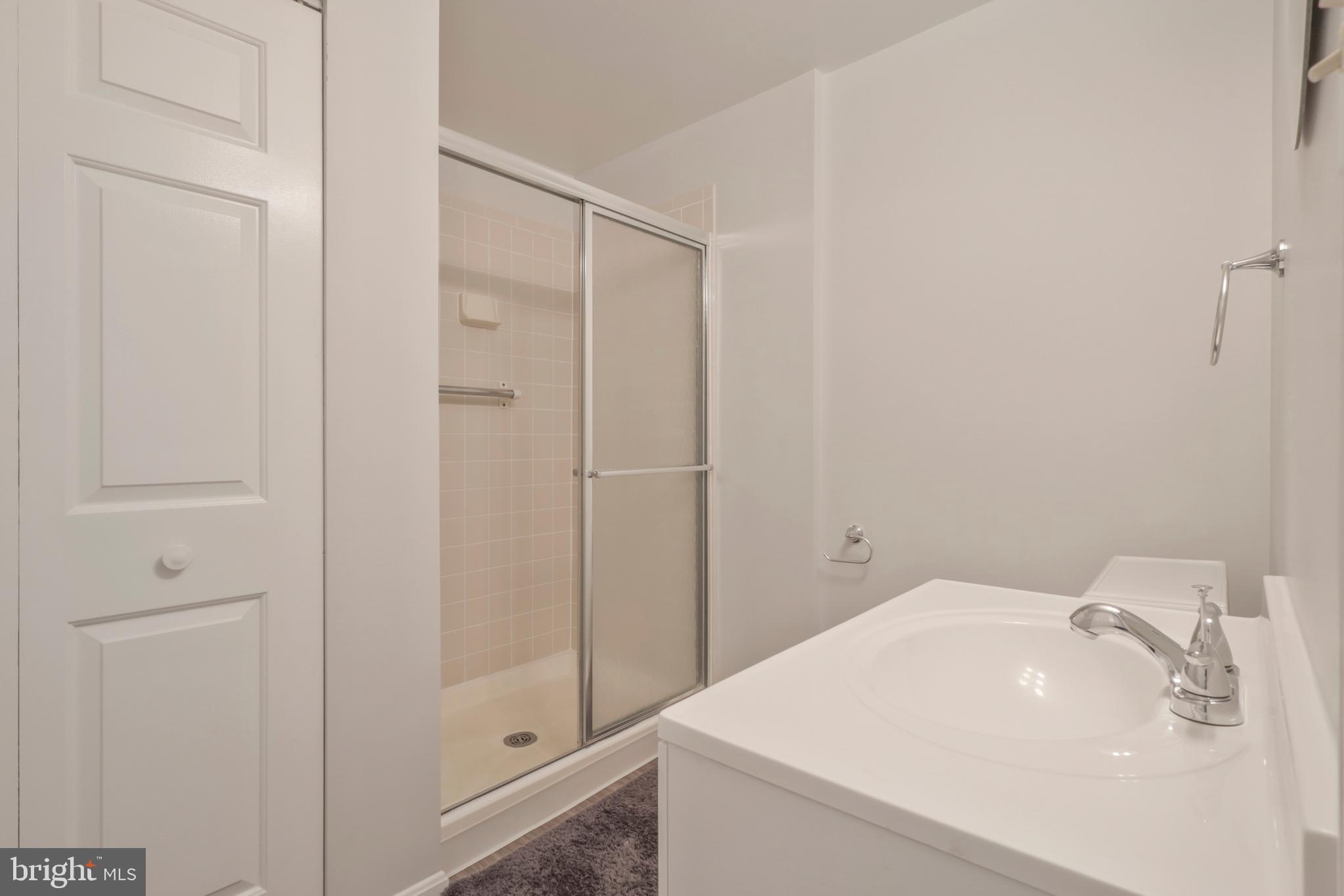 8711 Shadowlake Way Springfield, VA 22153 - Photo 39 of 49 Lower level full bath