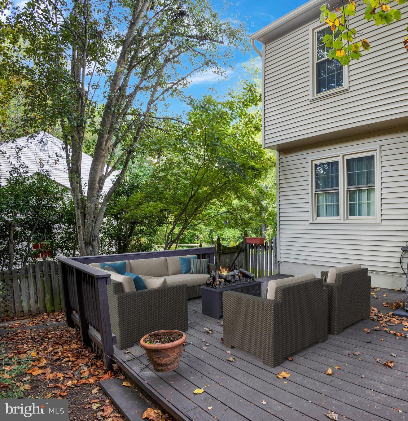 8711 Shadowlake Way Springfield, VA 22153 - Photo 43 of 49 Virtually staged deck